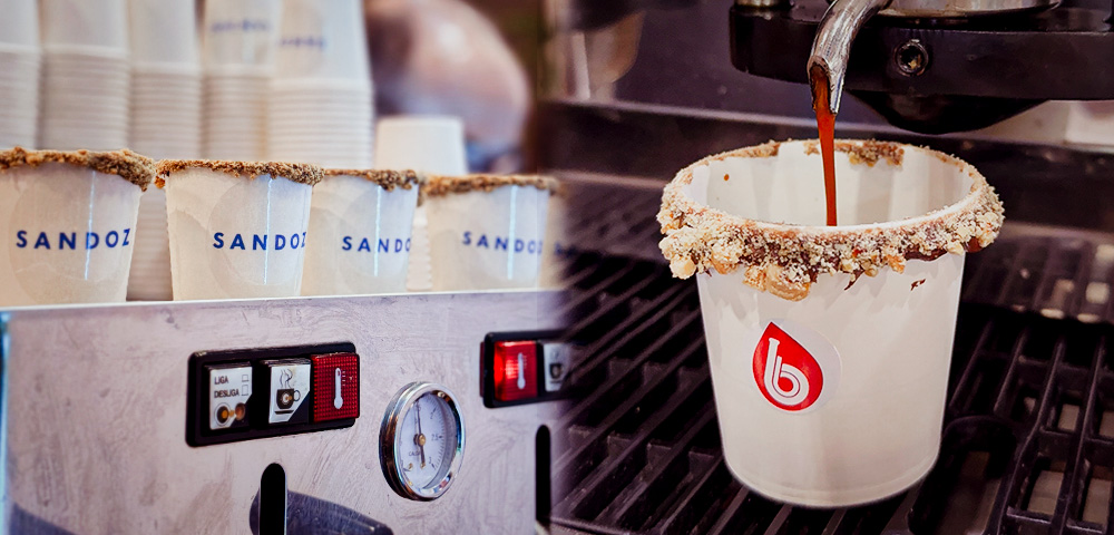 Estação móvel de café com máquina de espresso em evento corporativo